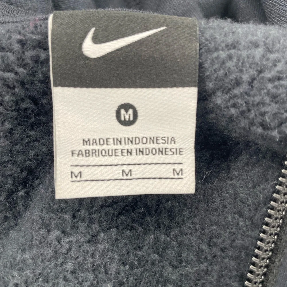 Nike Full Zip, 2 Pocket, Black Hoodie with white logo- Kids Medium